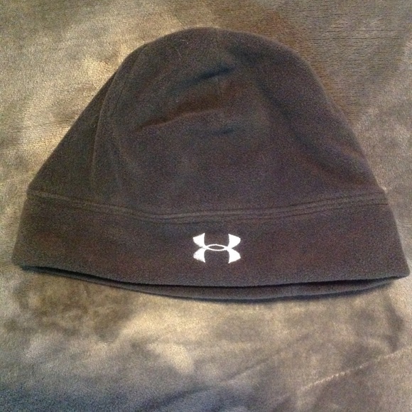 under armour ponytail beanie